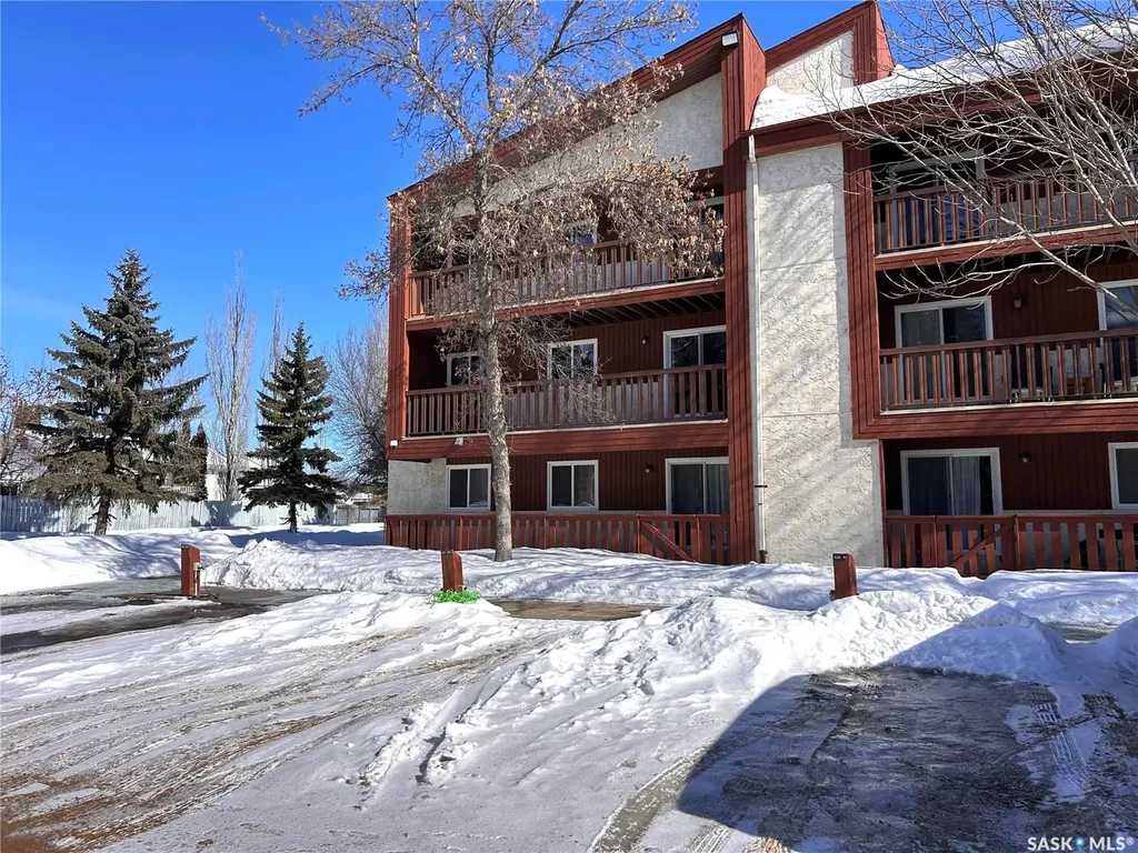 1580 Olive Diefenbaker Drive Prince Albert SK S6V 7M6
