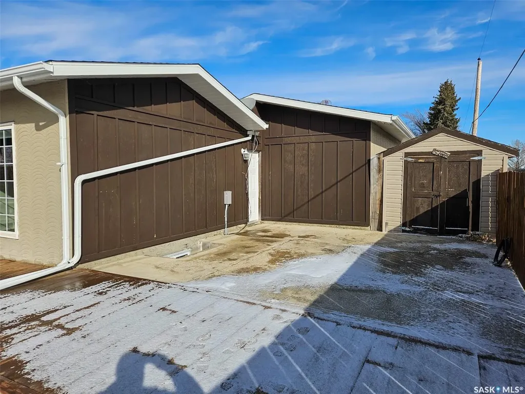 20 Centennial Drive Mossbank SK S0H 3G0