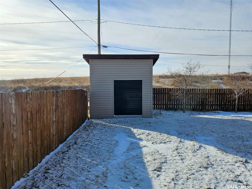 20 Centennial Drive Mossbank SK S0H 3G0