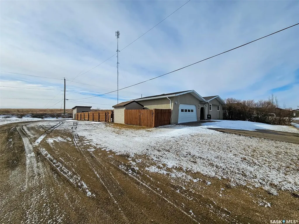 20 Centennial Drive Mossbank SK S0H 3G0
