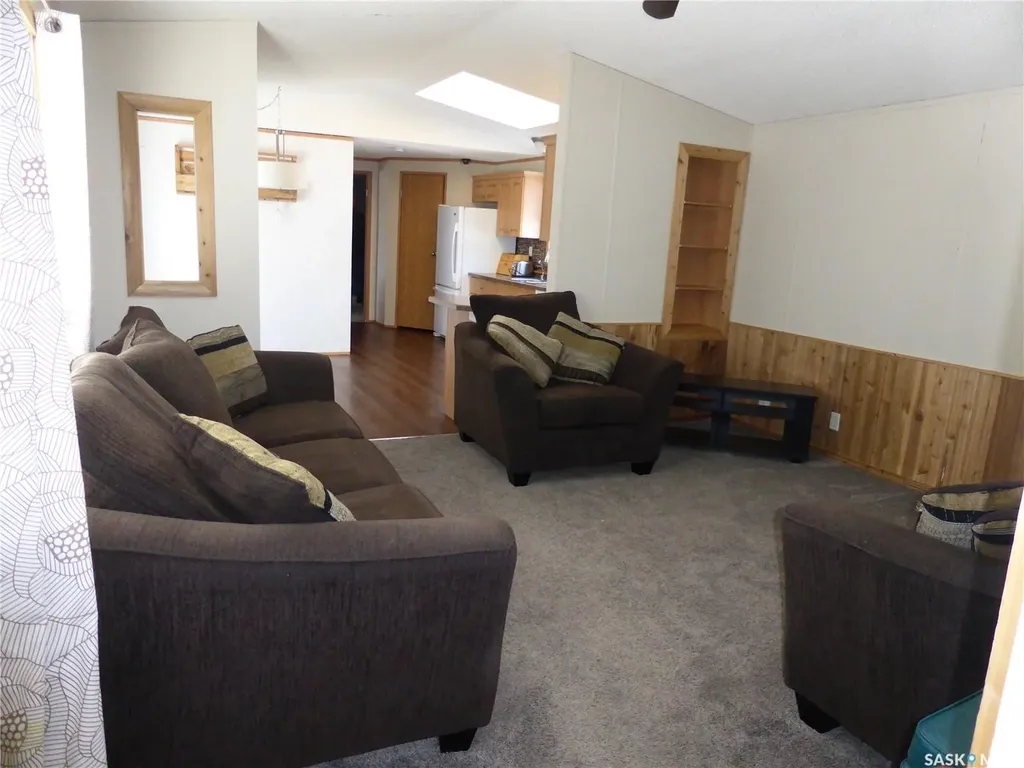 8 Sunshine Place Kivimaa-moonlight Bay SK S0M 1J0