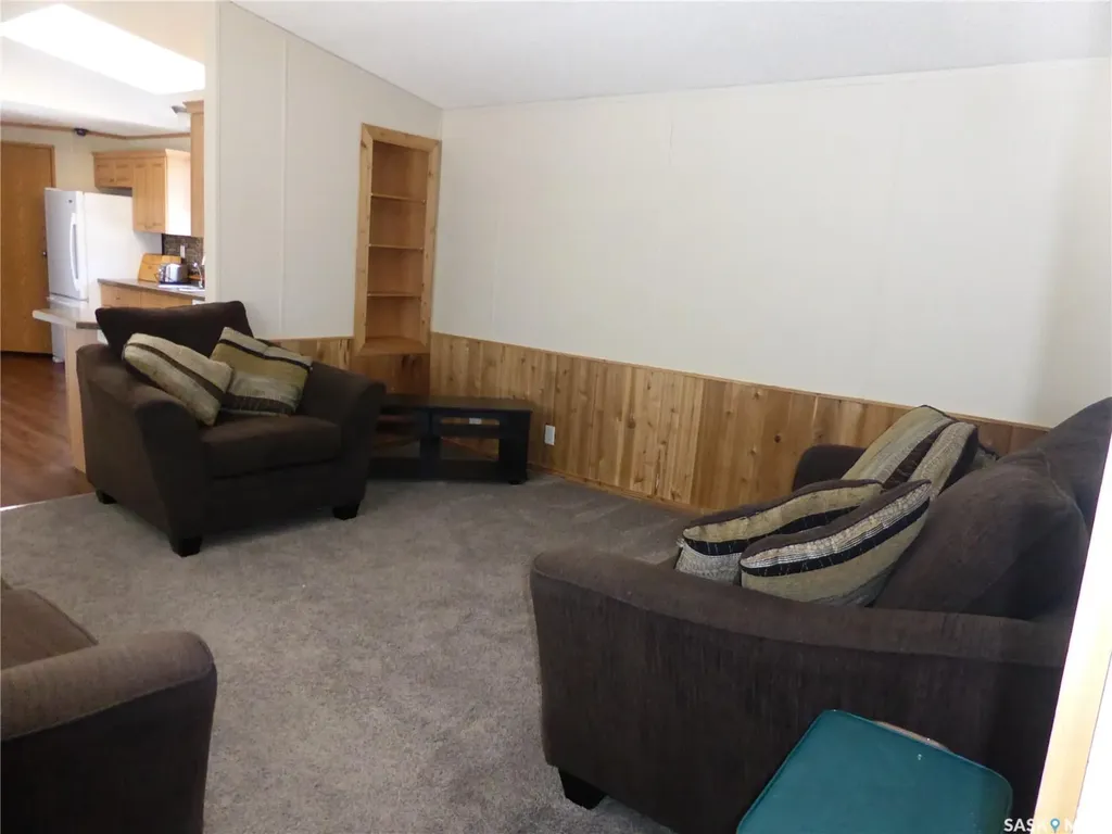 8 Sunshine Place Kivimaa-moonlight Bay SK S0M 1J0