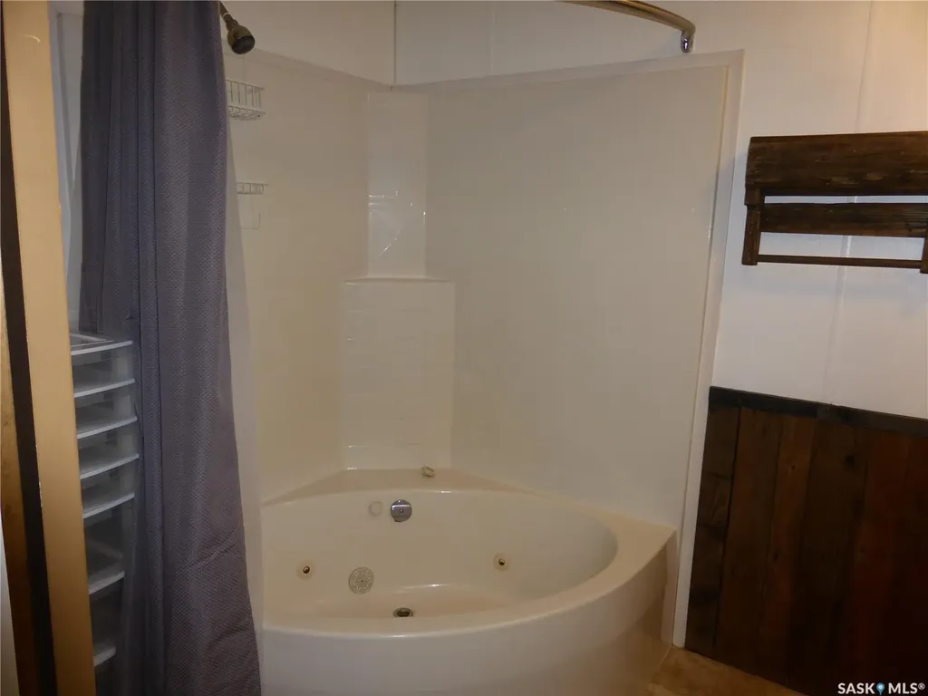 8 Sunshine Place Kivimaa-moonlight Bay SK S0M 1J0