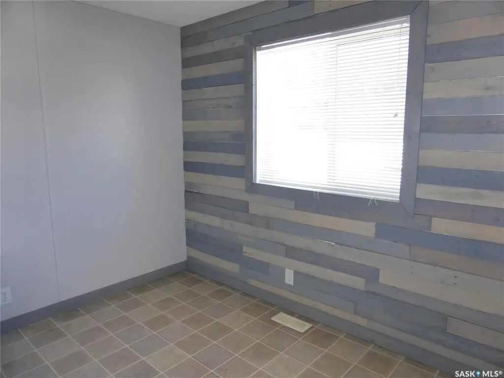 8 Sunshine Place Kivimaa-moonlight Bay SK S0M 1J0