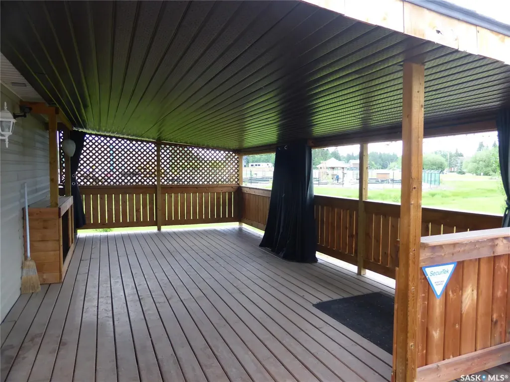 8 Sunshine Place Kivimaa-moonlight Bay SK S0M 1J0