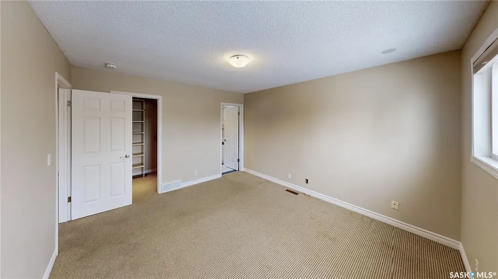 50 Lowry Place Regina SK S4S 6C7