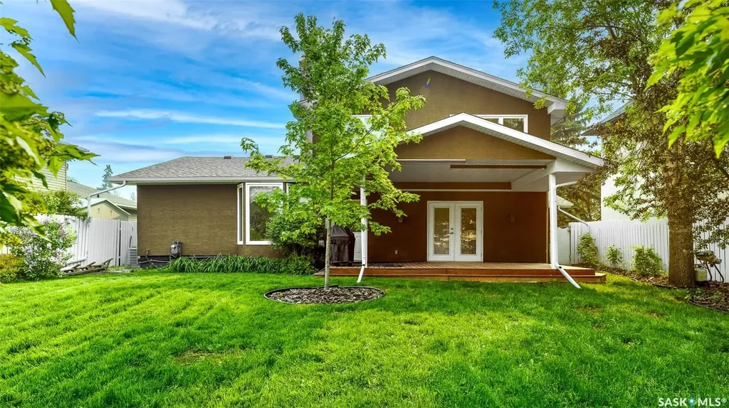 50 Lowry Place Regina SK S4S 6C7