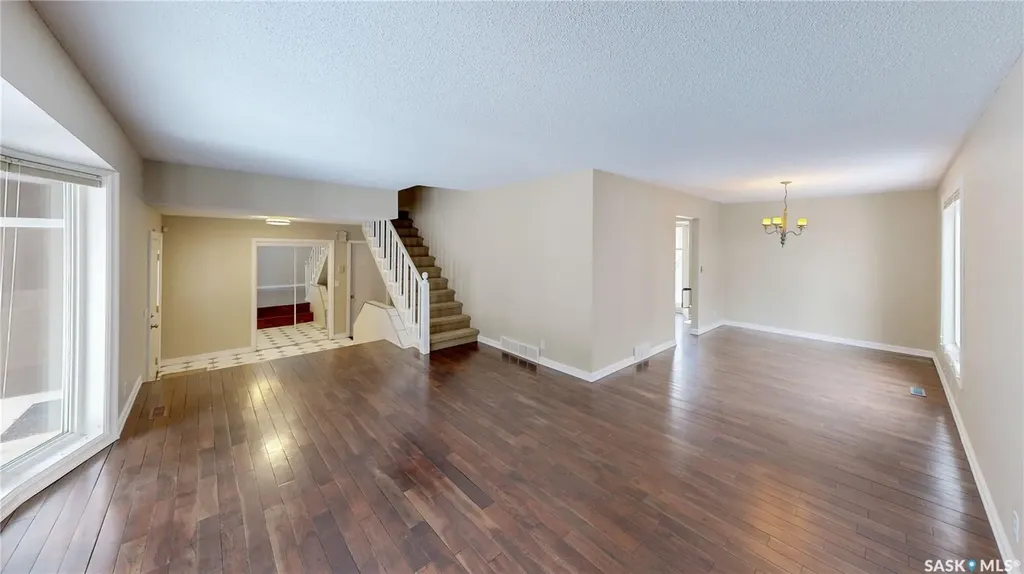 50 Lowry Place Regina SK S4S 6C7