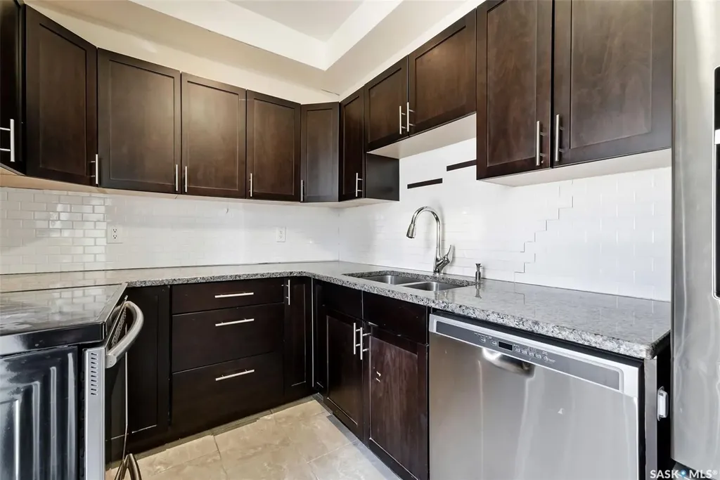 2026 Garnet Street Regina SK S4T 2Z6