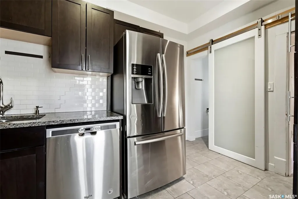 2026 Garnet Street Regina SK S4T 2Z6