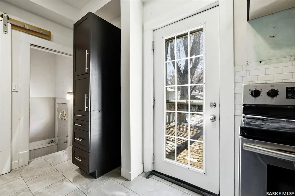 2026 Garnet Street Regina SK S4T 2Z6