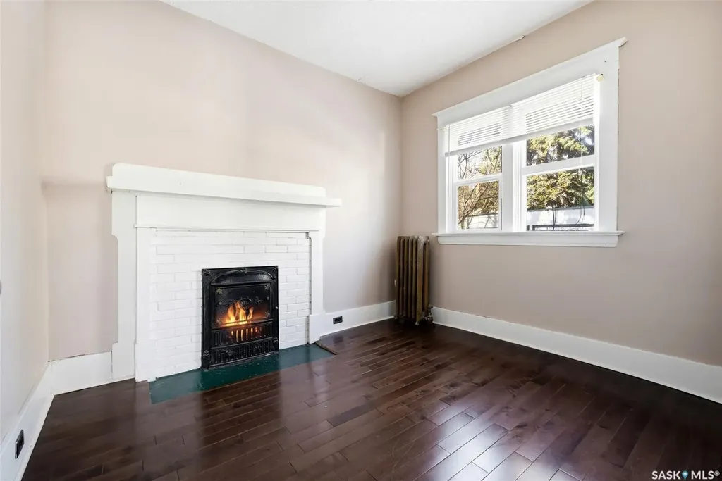 2026 Garnet Street Regina SK S4T 2Z6