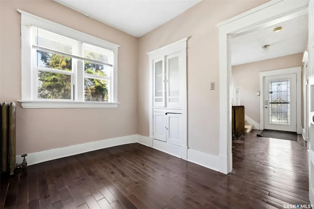 2026 Garnet Street Regina SK S4T 2Z6
