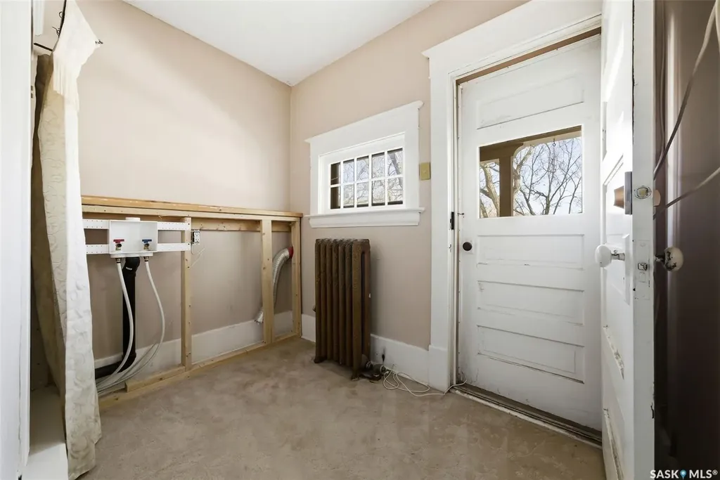 2026 Garnet Street Regina SK S4T 2Z6