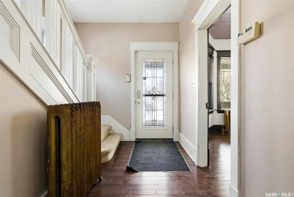 2026 Garnet Street Regina SK S4T 2Z6