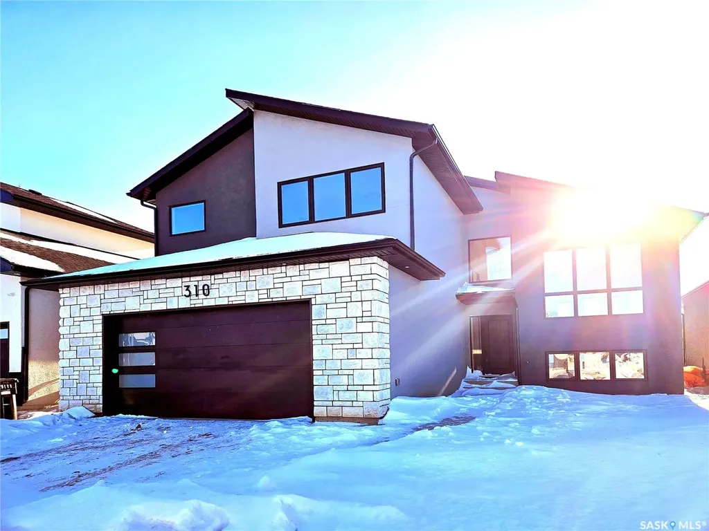310 Flynn Manor Saskatoon SK S7V 0Z4