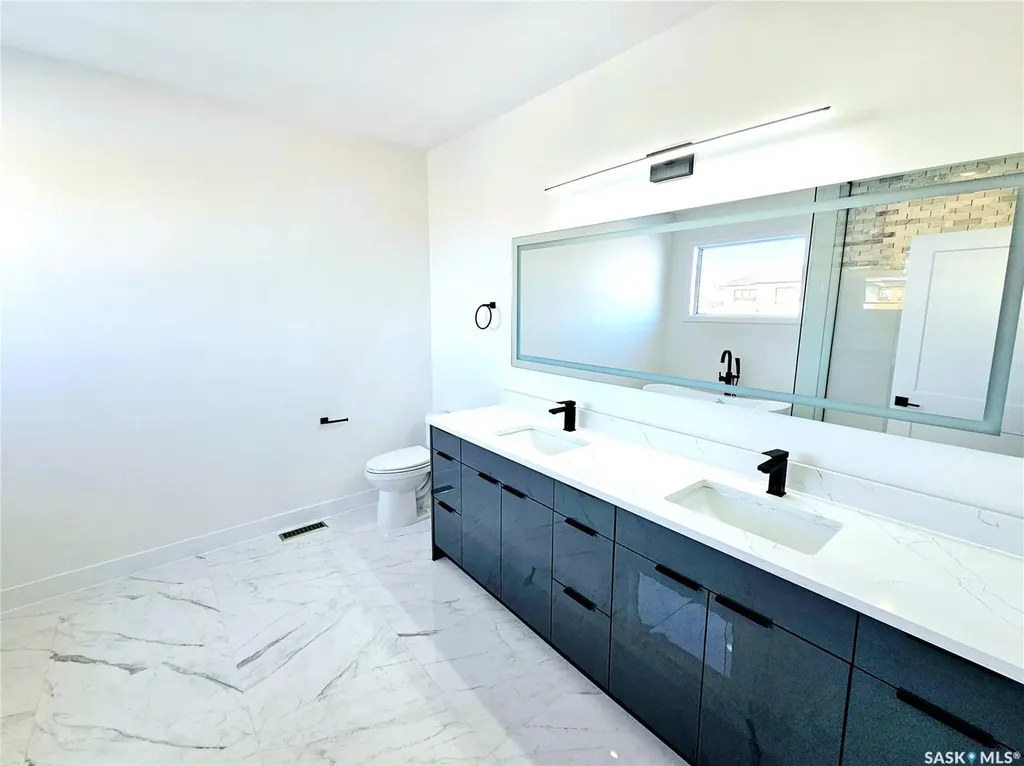 310 Flynn Manor Saskatoon SK S7V 0Z4