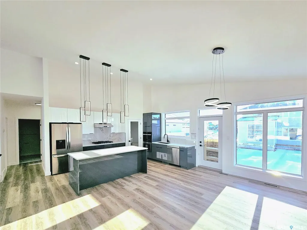 310 Flynn Manor Saskatoon SK S7V 0Z4