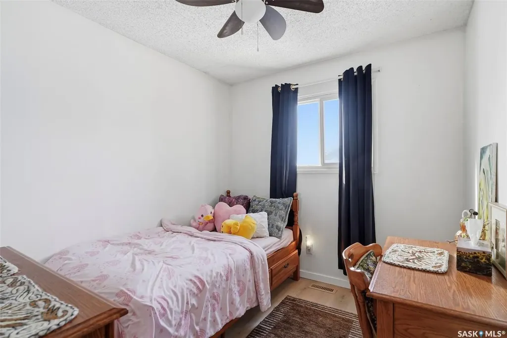 1608 Vickies Avenue Saskatoon SK S7N 2P3