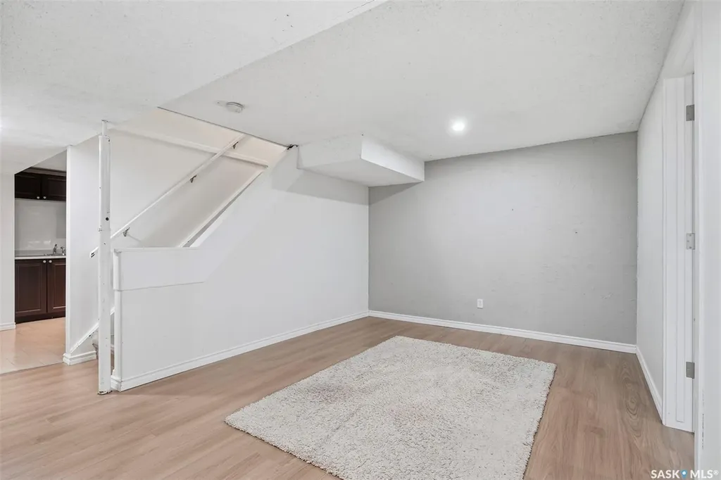 1608 Vickies Avenue Saskatoon SK S7N 2P3
