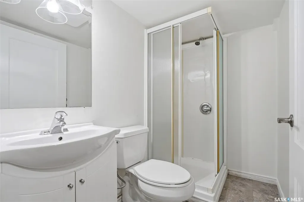 1608 Vickies Avenue Saskatoon SK S7N 2P3
