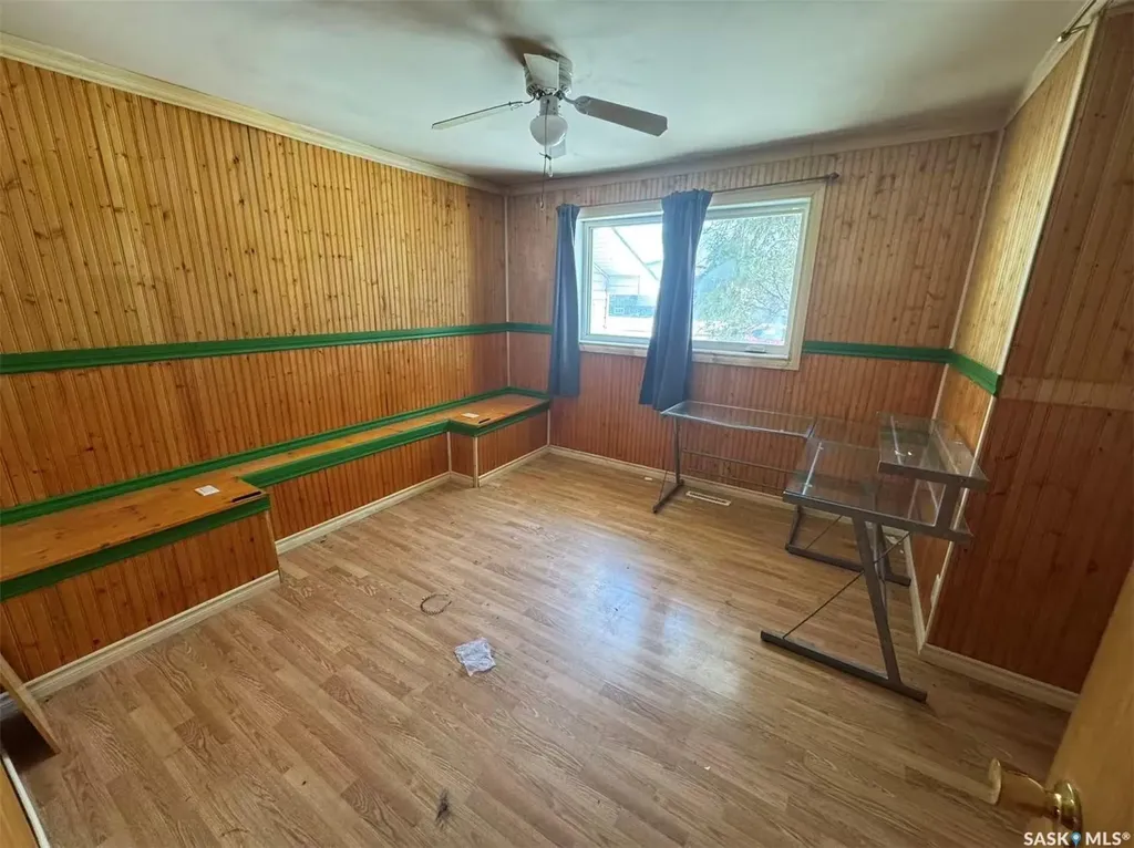 453 Vancouver Avenue S Saskatoon SK S7M 3N3