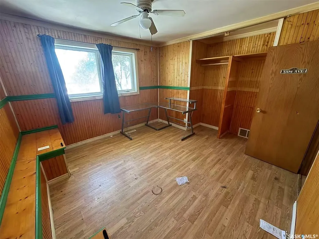 453 Vancouver Avenue S Saskatoon SK S7M 3N3