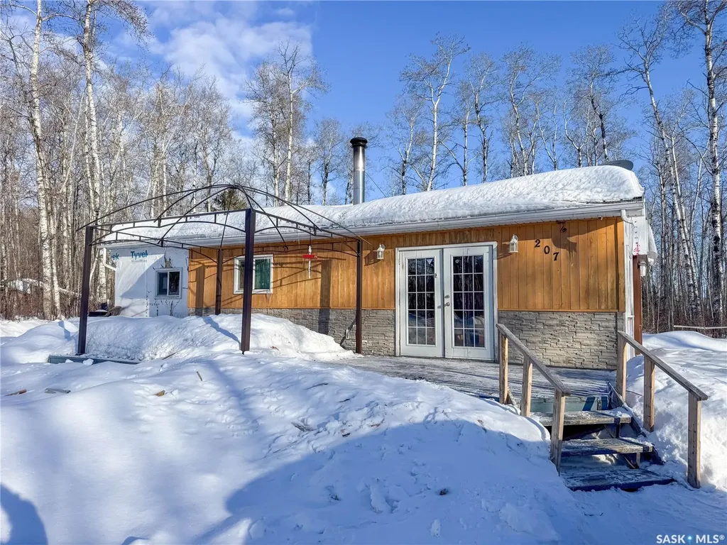 207 Brown Street Paddockwood Rm No. 520 SK S0J 0N0
