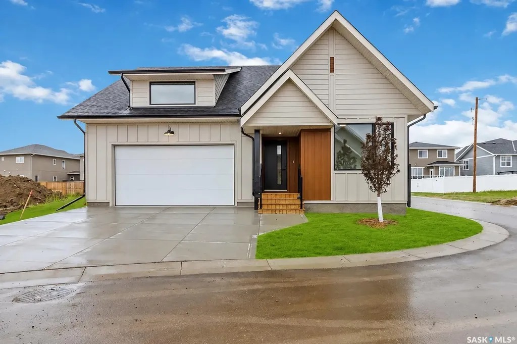 105 Hathway Crescent Saskatoon SK S7V 0P5