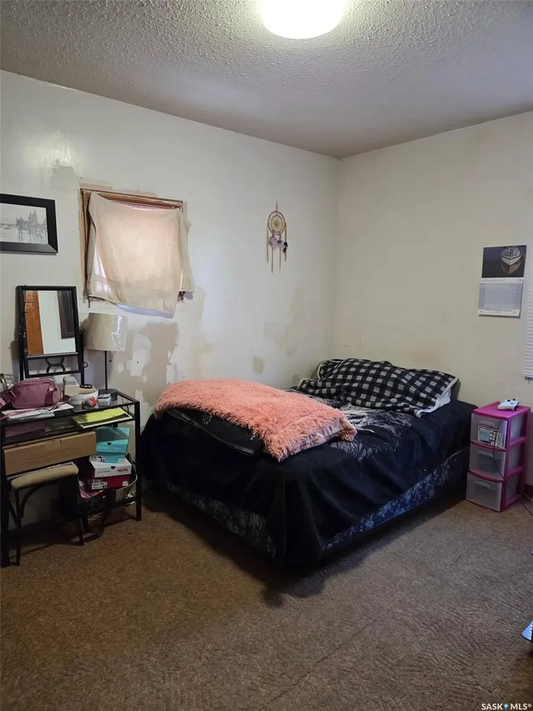 1778 13th Street W Prince Albert SK S6V 3K1