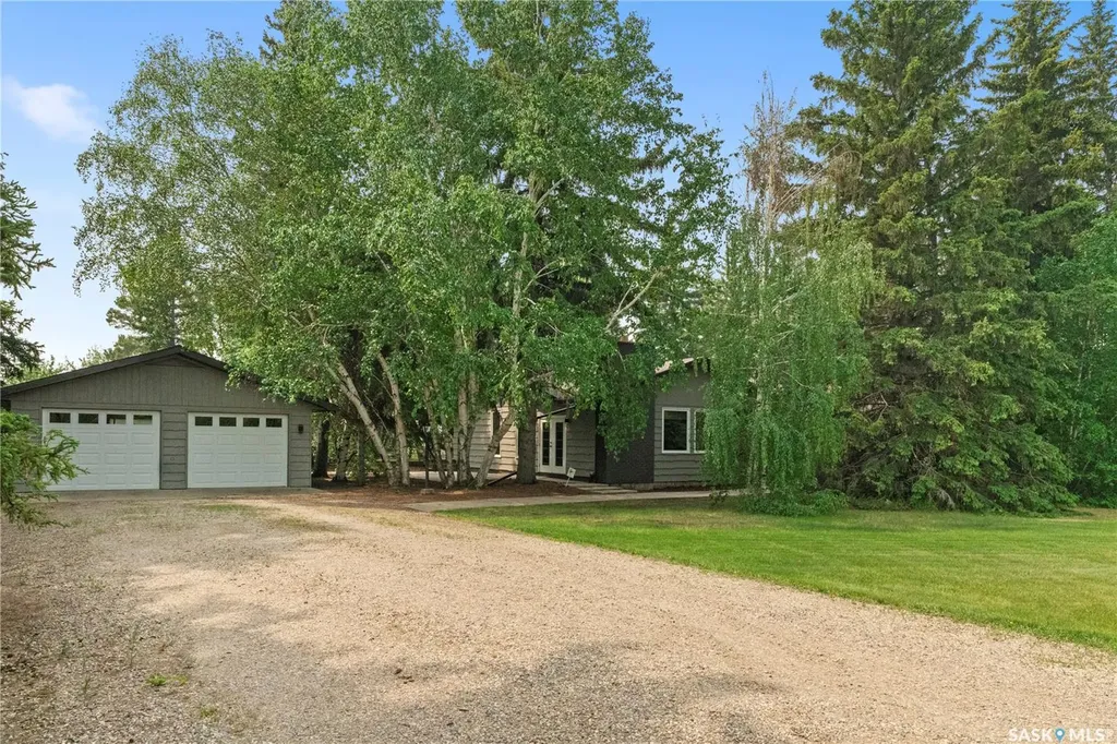 706 2nd Avenue Borden SK S0K 0N0