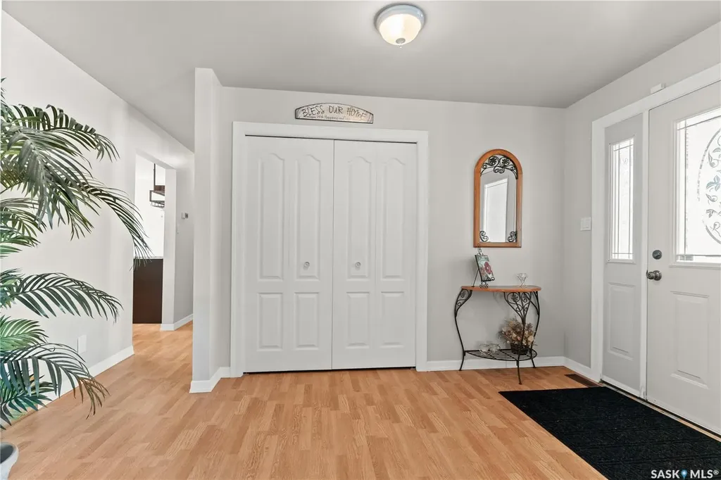 706 2nd Avenue Borden SK S0K 0N0