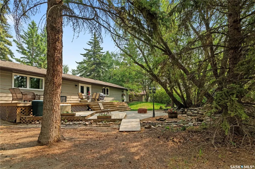 706 2nd Avenue Borden SK S0K 0N0