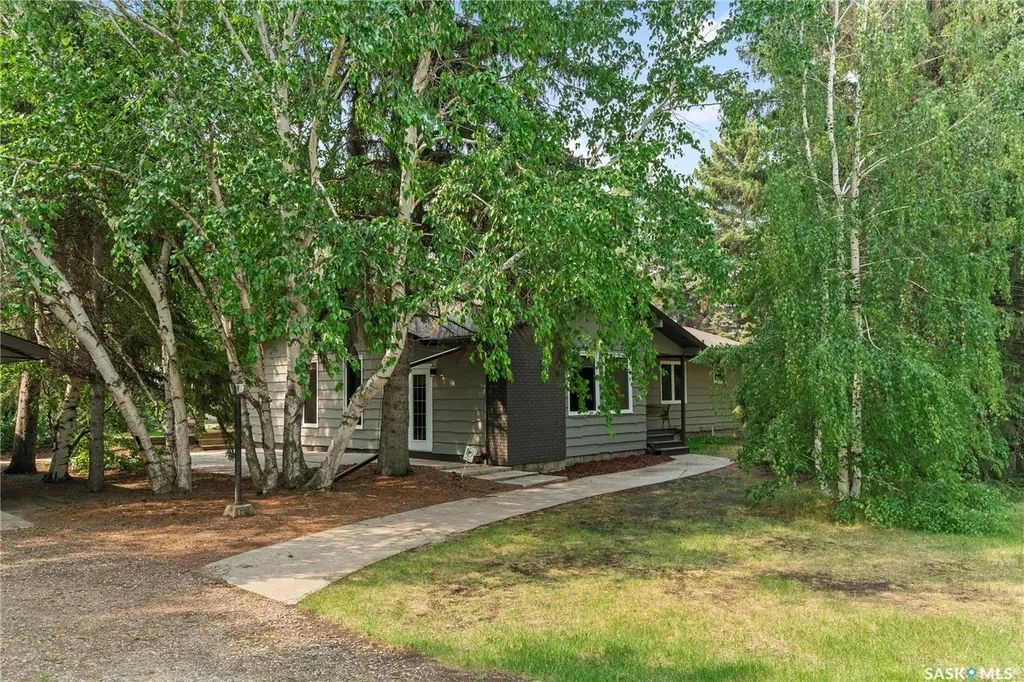 706 2nd Avenue Borden SK S0K 0N0