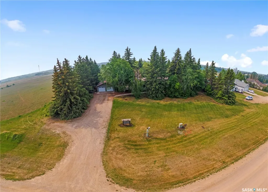 706 2nd Avenue Borden SK S0K 0N0