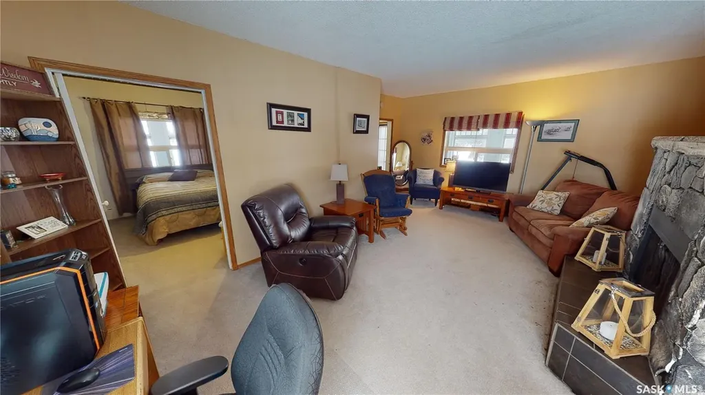 319 Carlyle Street Arcola SK S0C 0G0
