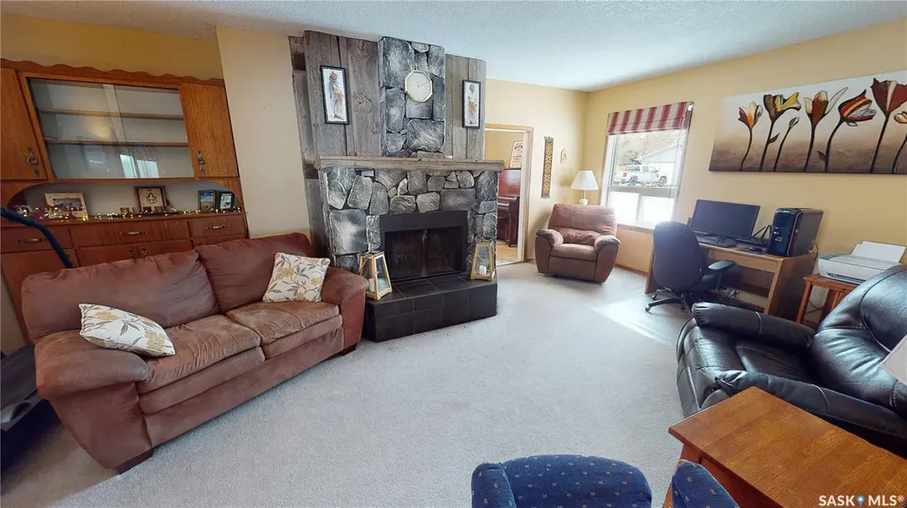 319 Carlyle Street Arcola SK S0C 0G0