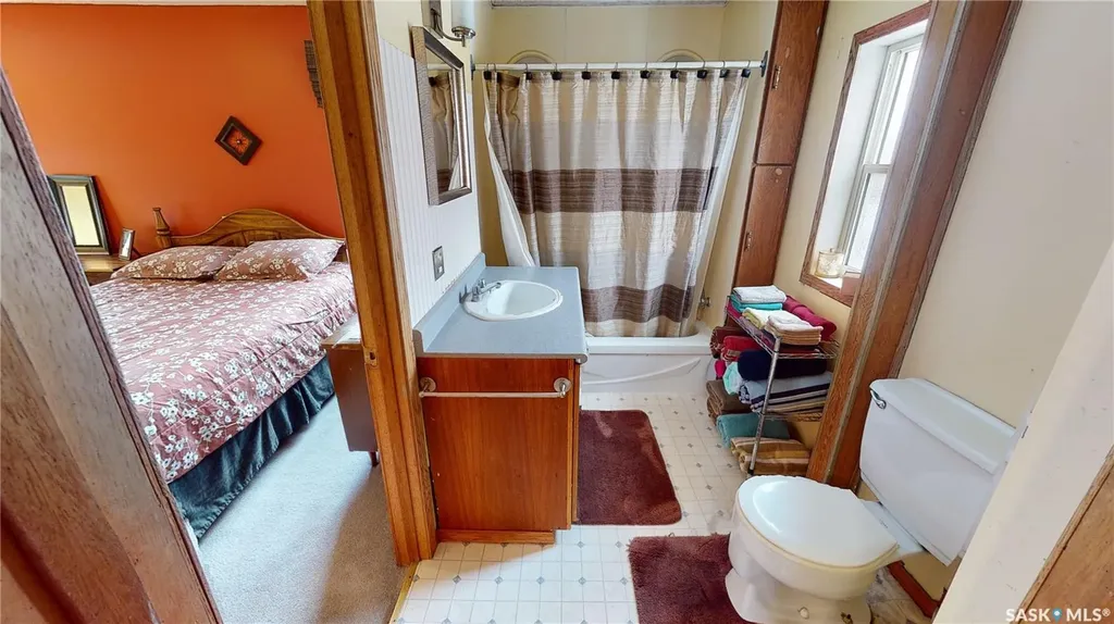 319 Carlyle Street Arcola SK S0C 0G0