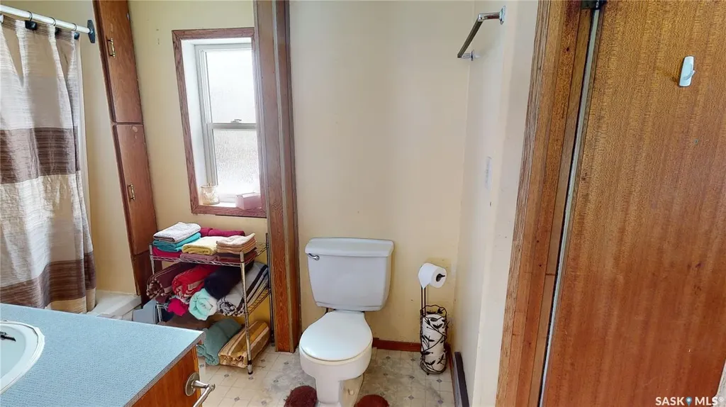 319 Carlyle Street Arcola SK S0C 0G0