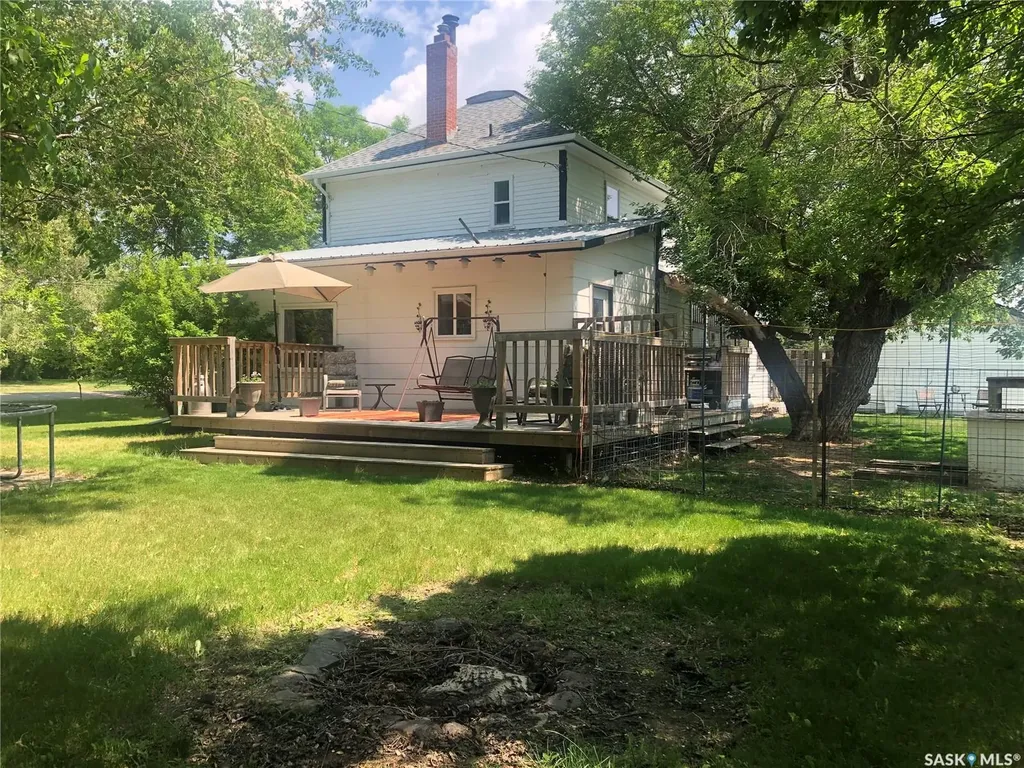319 Carlyle Street Arcola SK S0C 0G0