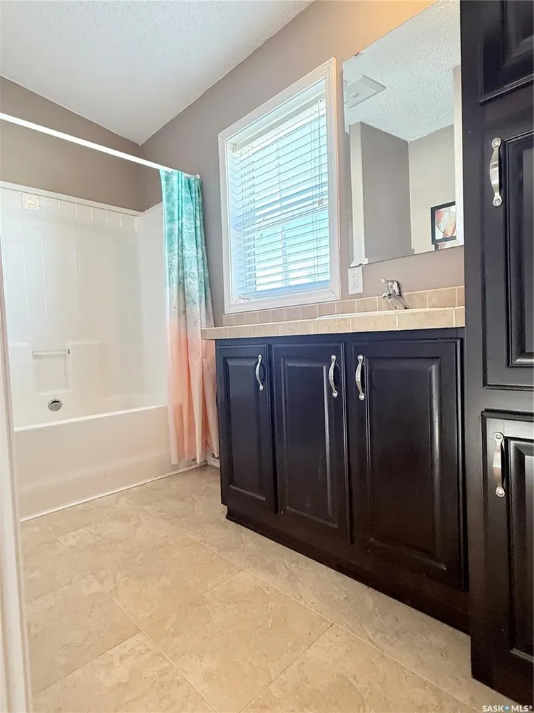 555 Dielschneider Road Melville SK S0A 2P0