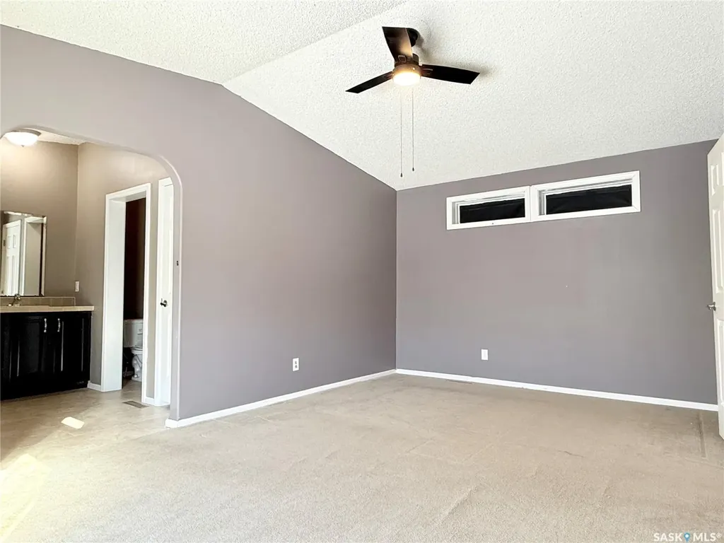 555 Dielschneider Road Melville SK S0A 2P0