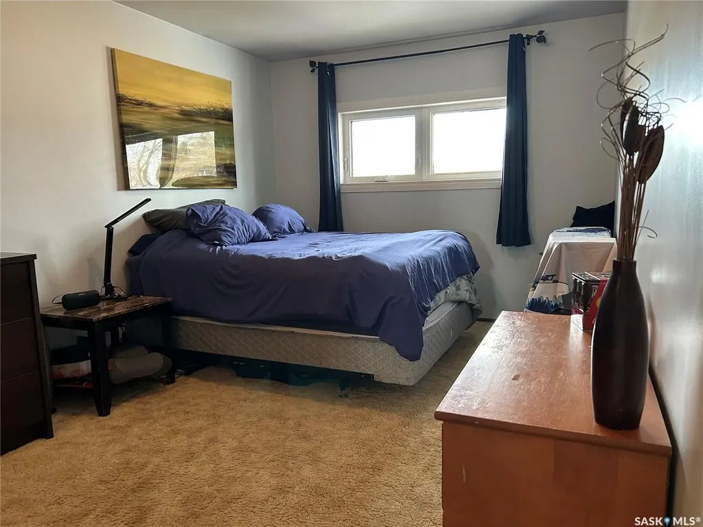 918 Albert Street Estevan SK S4A 1S3