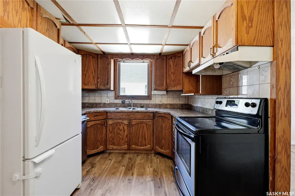 100 Cruise Street Saskatoon SK S7N 2C1