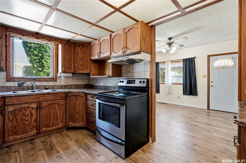 100 Cruise Street Saskatoon SK S7N 2C1