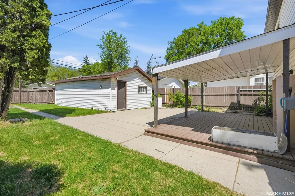 100 Cruise Street Saskatoon SK S7N 2C1