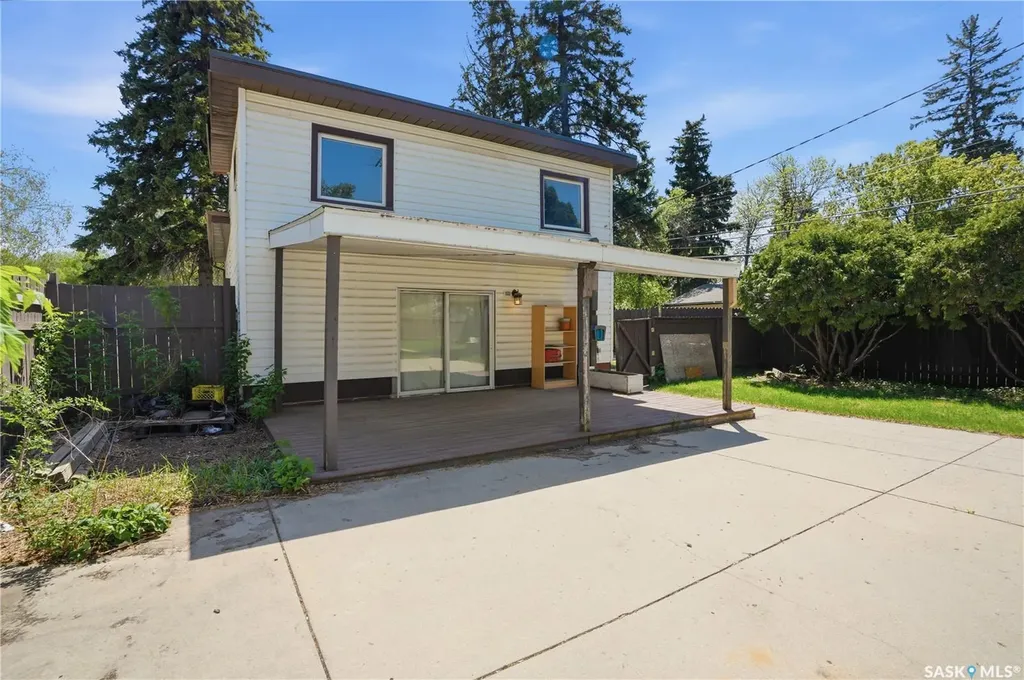 100 Cruise Street Saskatoon SK S7N 2C1