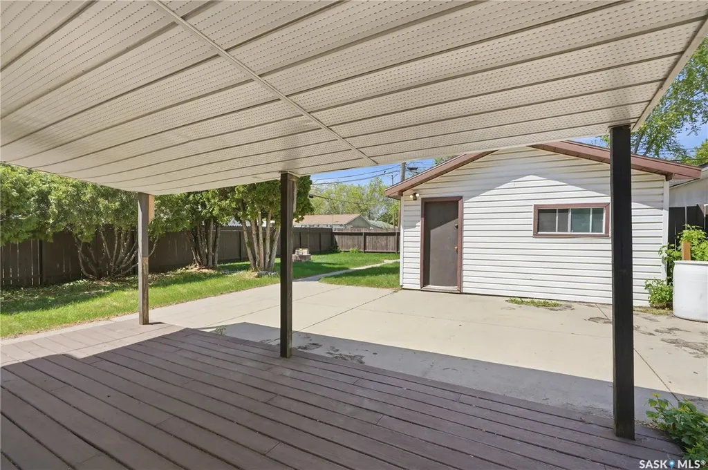 100 Cruise Street Saskatoon SK S7N 2C1