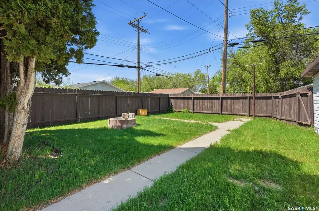 100 Cruise Street Saskatoon SK S7N 2C1