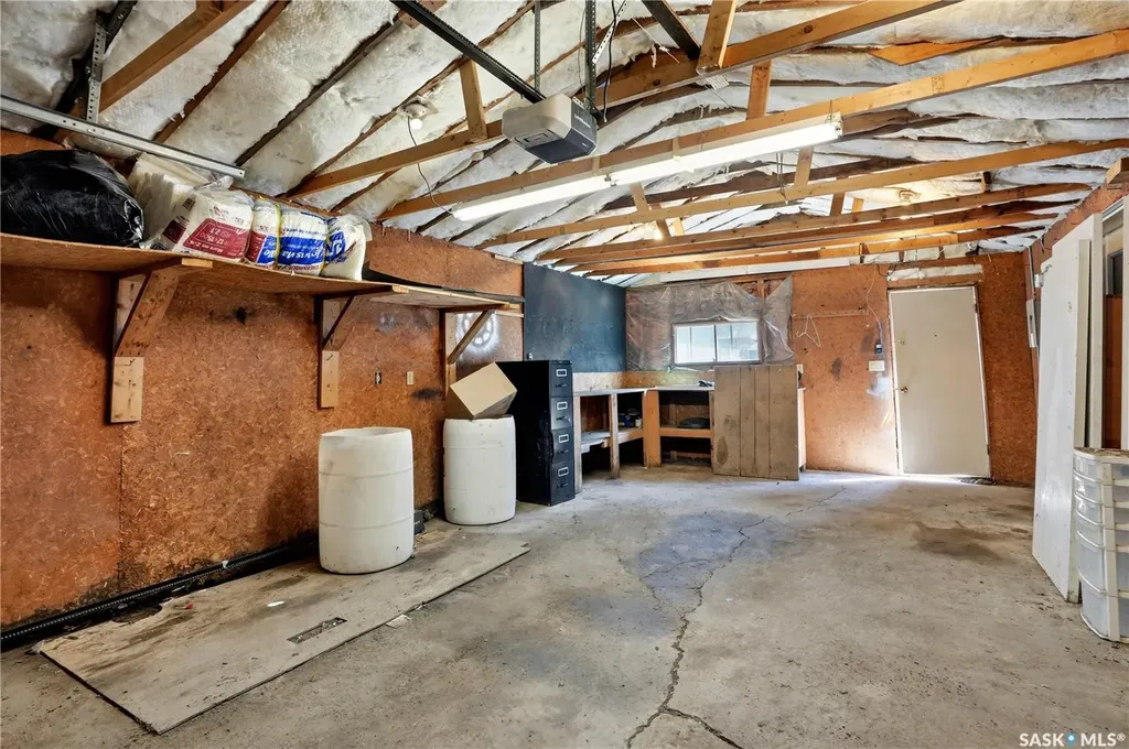 100 Cruise Street Saskatoon SK S7N 2C1